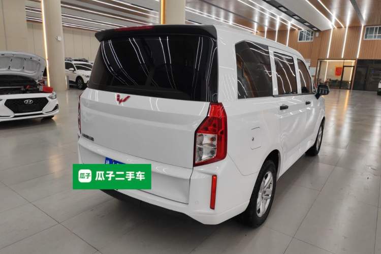 Used Wuling Hongguang PLUS 2020 1.5L Manual Standard Edition 7-Seater
