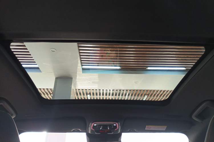 Used Lynk & Co 05 2020 2.0TD Four-Wheel Drive HypeHalo
