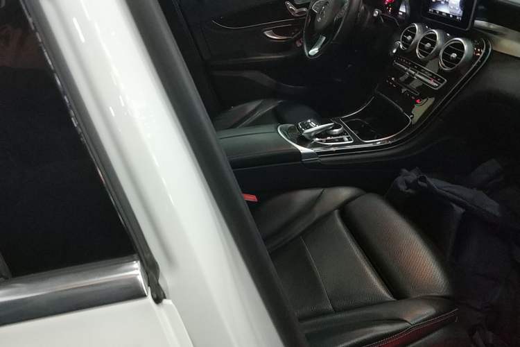 Used Mercedes-Benz GLC 2016 GLC 260 4MATIC Dynamic Edition
