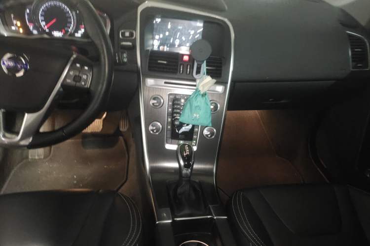 Used Volvo XC60 2016 T5 Smart Version