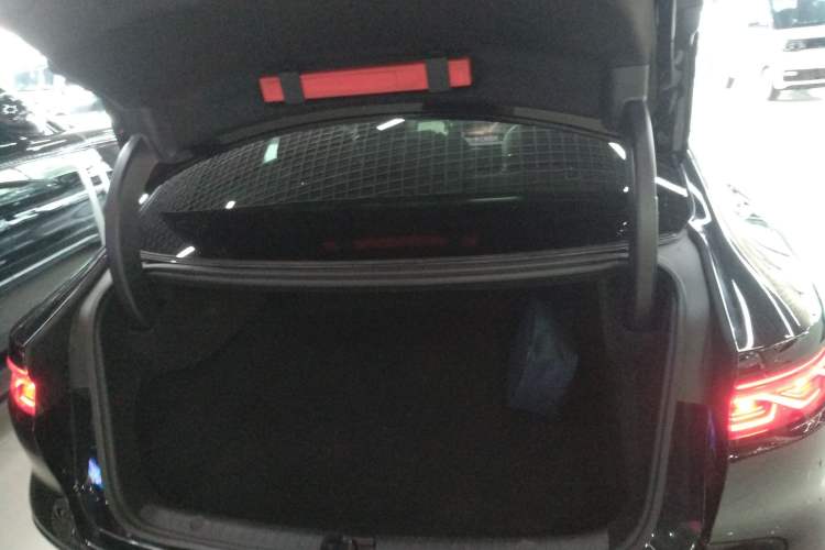 Used BYD Han 2025 EV with 701 km of Laser Radar-Enabled Intelligent Driving
