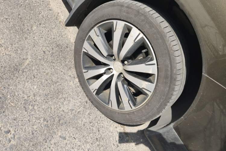 Used Peugeot 3008 2016 2.0L Automatic Trend Edition