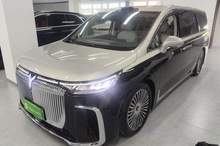 Used VOYAH Dream 2025 PHEV Four-Wheel-Drive Flagship Version – Qiankun Edition
