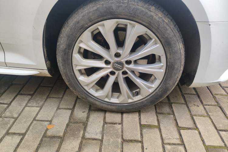 Used Audi A4L 2019 40 TFSI Ambition China VI