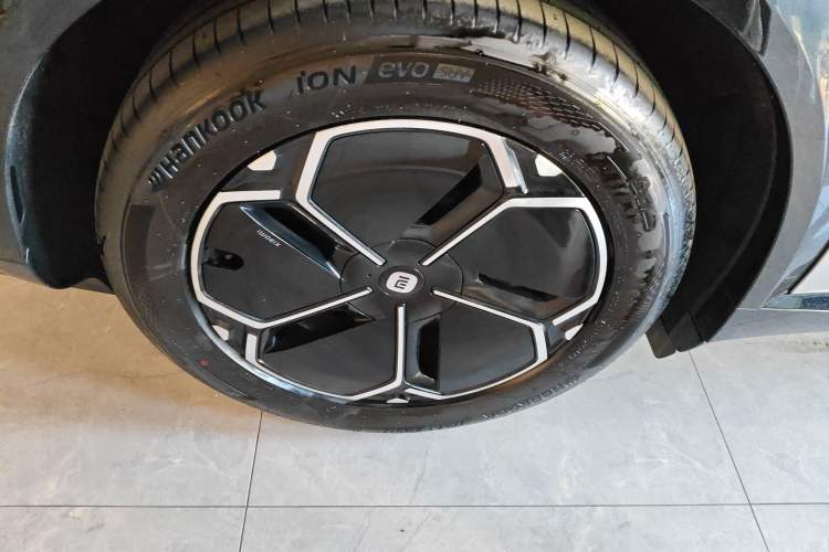 Used  YU7 2025 Ultra-Long Range Rear-Wheel Drive Version