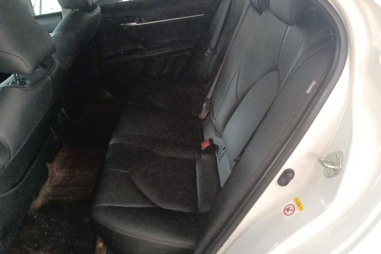 Used Toyota Camry 2018 2.5G Luxury Edition
