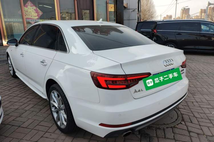 Used Audi A4L 2018 30th Anniversary Edition 40 TFSI Fashion Model
