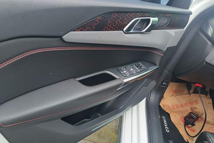 Used Lynk & Co 03 2019 2.0TD Automatic Trend Edition
