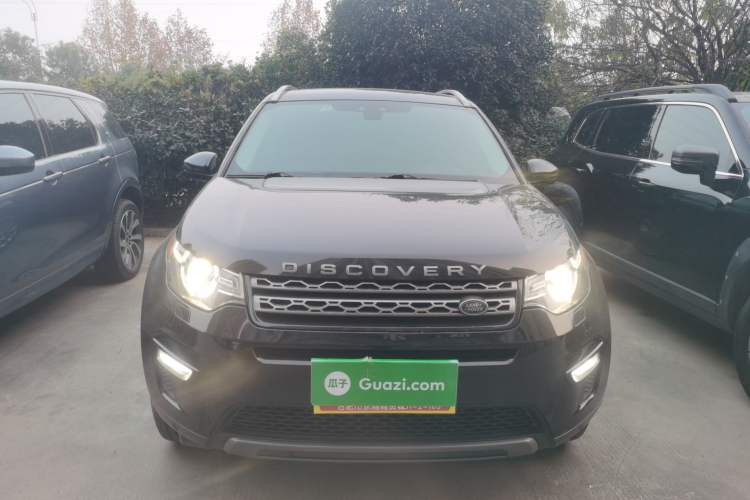 Used Land Rover Discovery Sport 2019 240 PS SE Version China V Standard