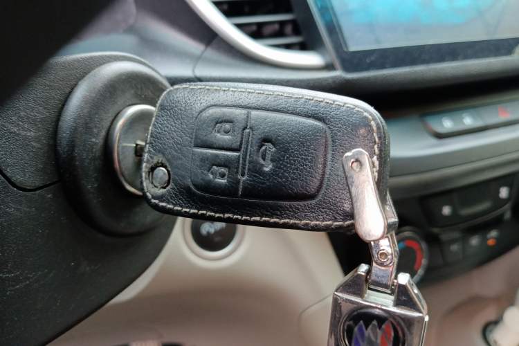 Used Buick GT 2017 15N Automatic Elite Version
