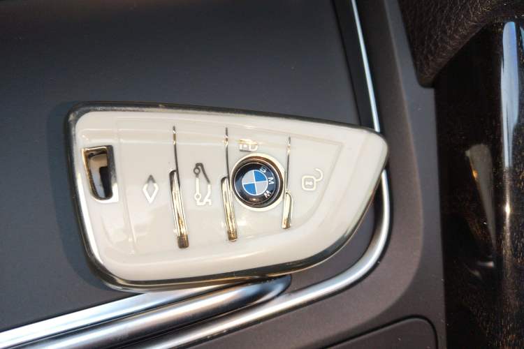 Used BMW 3 Series GT 2019 330i xDrive M Sport Edition
