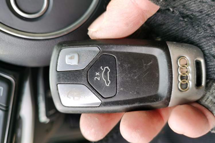 Used Audi A4L 2019 40 TFSI Fashion Edition China VI Emission Standard