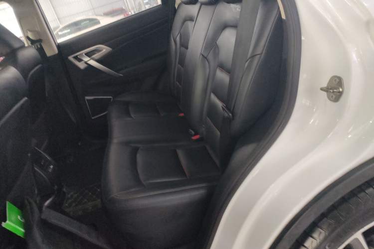 Used Geely Auto Emgrand X7 Sport 2018 1.8TD Automatic Two-Wheel Drive Zhiya Model
