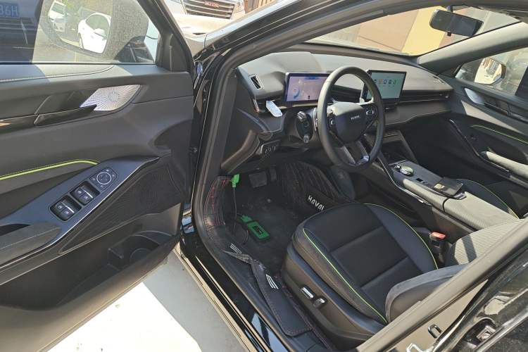 Used Haval H6S 2022 2.0T Two-Wheel Drive JoyRun Version
