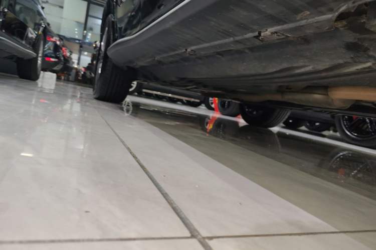 Used Mercedes-Benz GLC 2023 GLC 300 L 4MATIC Dynamic Edition 5-seater
