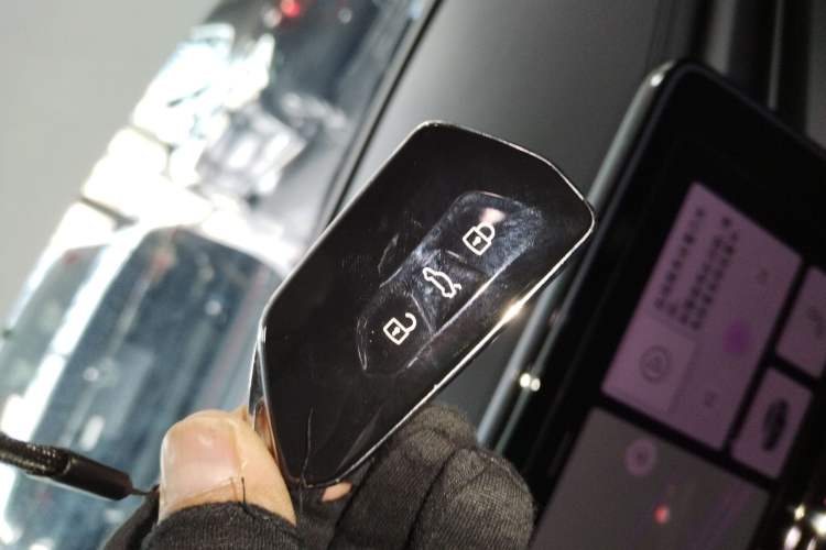 Used Volkswagen Lamando 2024 Lavida L 280TSI DSG Cool & Spicy Edition