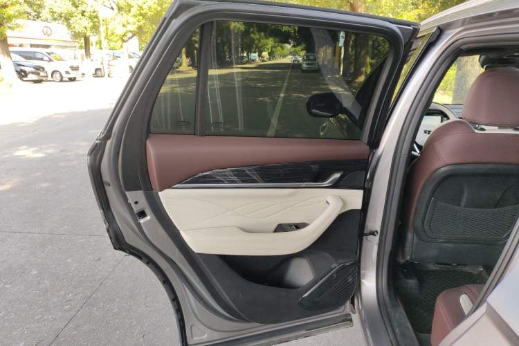 Used Geely Auto Monjaro L 2021 2.0TD DCT EVO Two-Wheel Drive Smart Luxury Version
