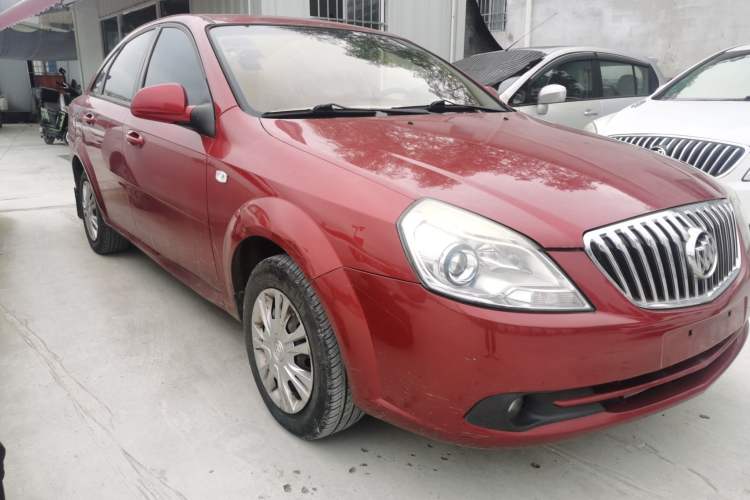 Used Buick Excelle 2013 1.5L Manual Classic Model
