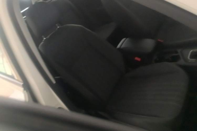 Used Volkswagen Tiguan L 2022 330TSI Automatic Two-Wheel Drive Comfort Edition
