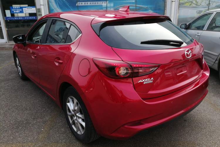 Used Mazda Mazda 3 Axela 2017 Hatchback 1.5L Automatic Luxury Model Emission Standard China V