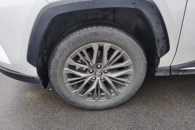 Used Toyota Wildlander 2023 2.0L CVT Four-Wheel Drive Luxury PLUS Edition
