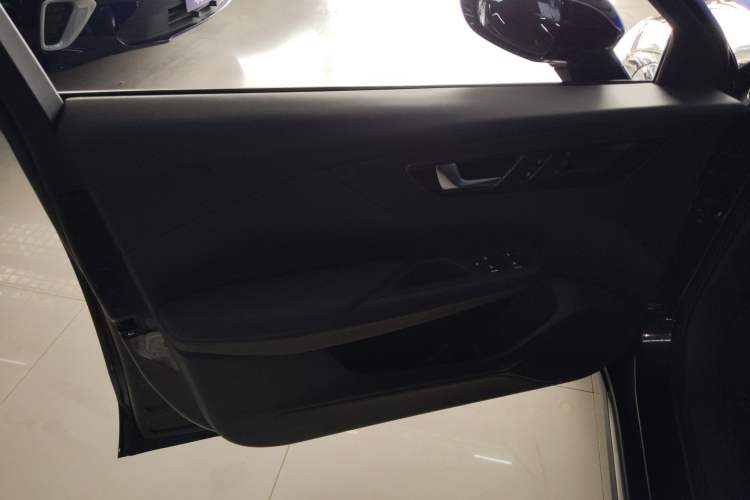 Used Hongqi E-QM5 2023 Revised Version Basic Travel Edition