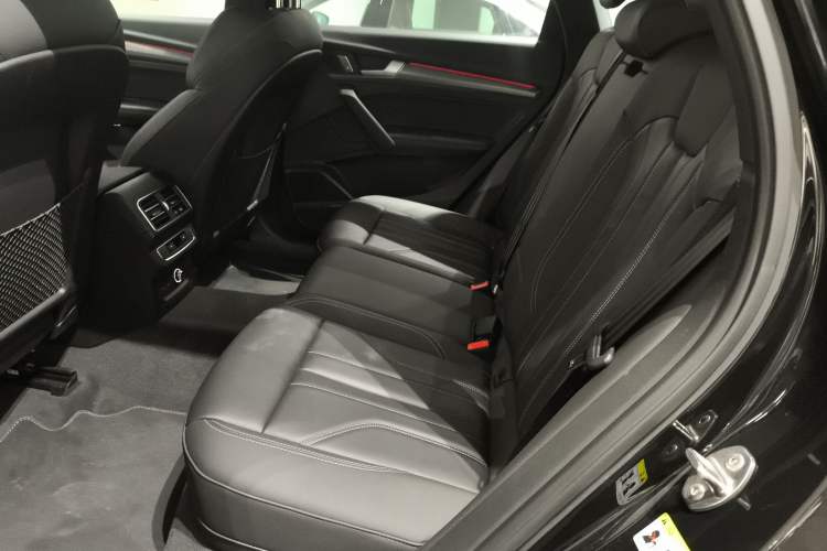 Used Audi Q5L 2024 45 TFSI Luxury Dynamic Model
