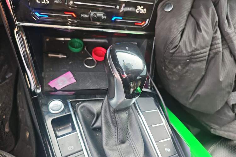 Used Volkswagen Passat 2022 330TSI Starry Luxury Edition
