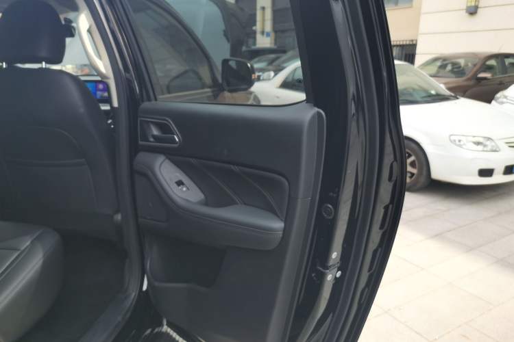 Used Great Wall Poer 2023 2.0T Commercial Version Automatic Diesel Two-Wheel Drive Elite Trim with Long Bed – GW4D20M
