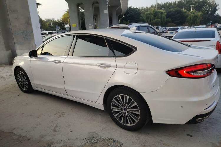 Used Ford Mondeo 2018 EcoBoost 200 Smart Control Luxury Model China VI Standard

