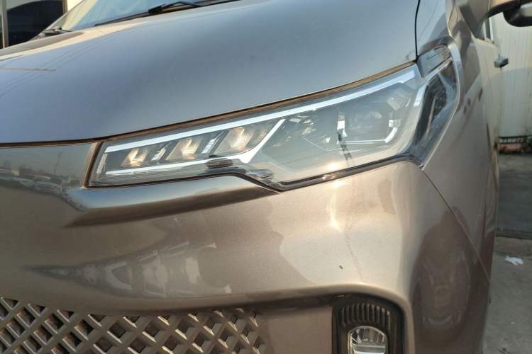 Used Iveco Fidato 2023 B33 Passenger Bus 2.0T 110 kW Automatic Starlight Edition High Roof
