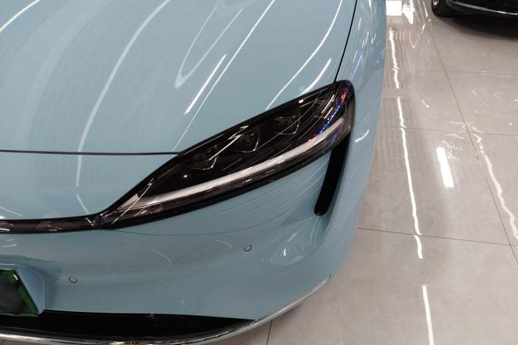 Used Hima Luxeed S7 2025 785 km Ultra