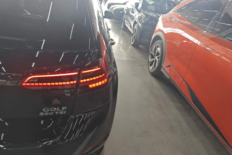 Used Volkswagen Golf 2019 280TSI DSG R-Line China VI Standard
