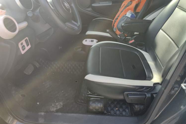 Used ORA Black Cat 2022 351 km Standard Version Ternary Lithium
