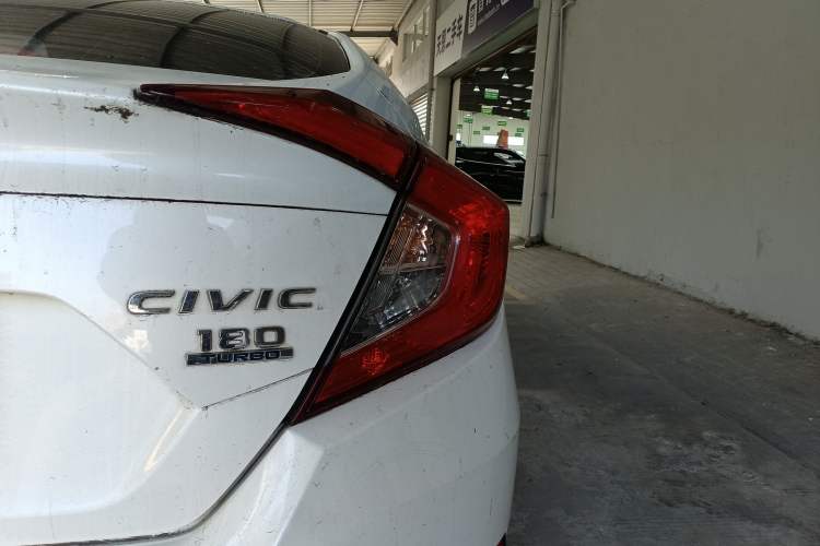 Used Honda Civic 2016 180TURBO CVT Comfort Version