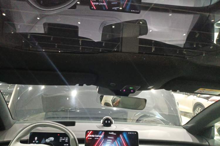 Used Nio ET5T 2025 75 kWh Touring