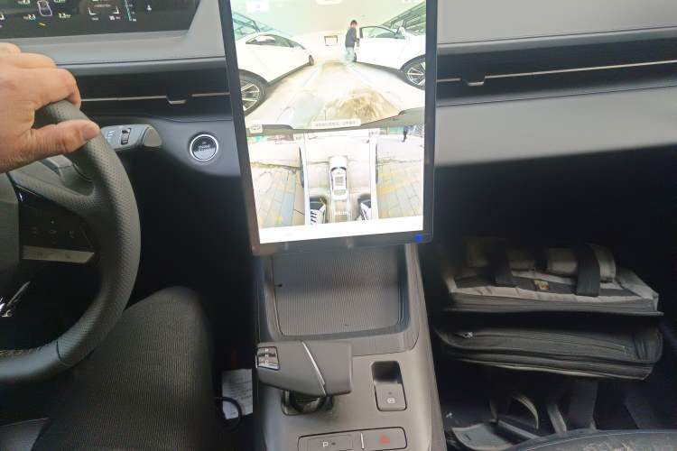 Used Changan Eado 2025 Blue Whale 1.5T 500Bar Prestige Model
