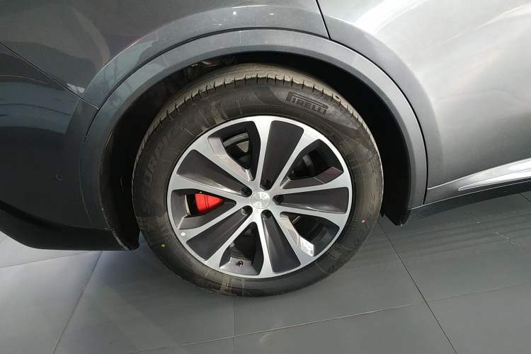 Used Hima Luxeed R7 2024 All-Electric 736 km Ultra