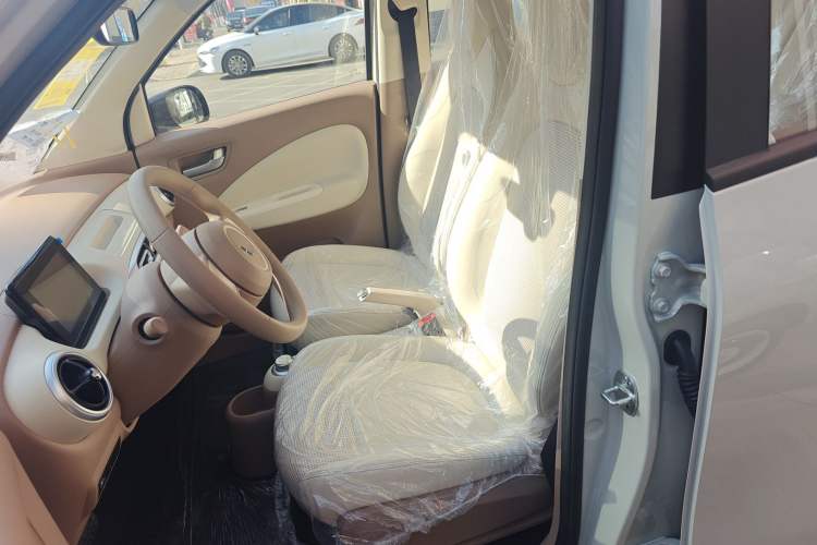 Used Wuling Hongguang MINIEV 2025 Four-Door Version Advanced Edition
