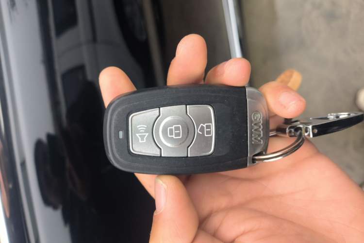 Used Haval H6 2016 Upgraded Model 1.5T Automatic Two-Wheel Drive Elite Version
