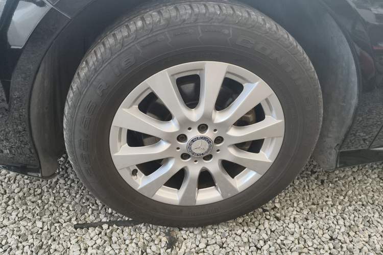 Used Mercedes-Benz R-Class 2017 R 320 4MATIC Business Edition Prestige Model
