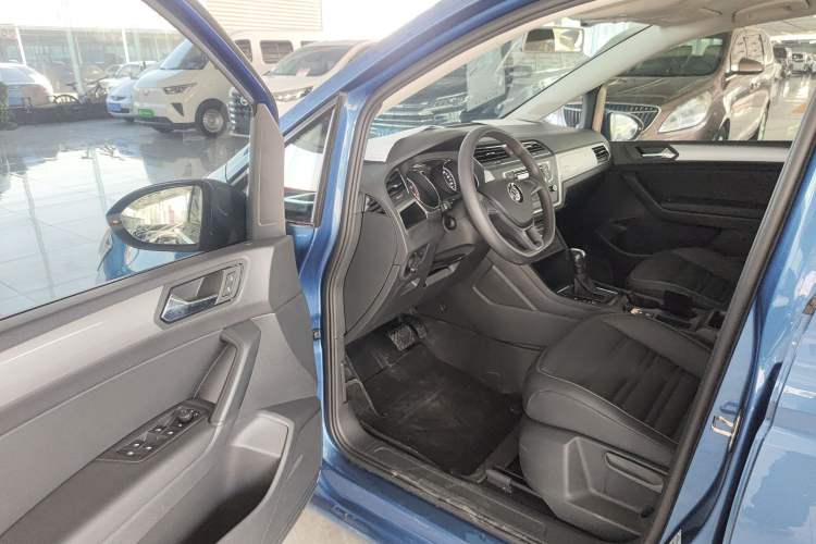 Used Volkswagen Touran 2018 Volkswagen Touran L 280TSI DSG Style Edition 7 Seats China V Emission Standard
