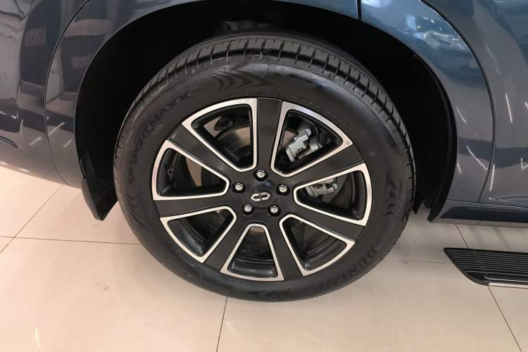 Used Hima AITO M7 2024 1.5T Intelligent Drive 4WD Ultra Version 5 Seats
