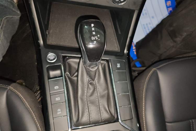 Used Volkswagen Passat 2021 280TSI Business Edition
