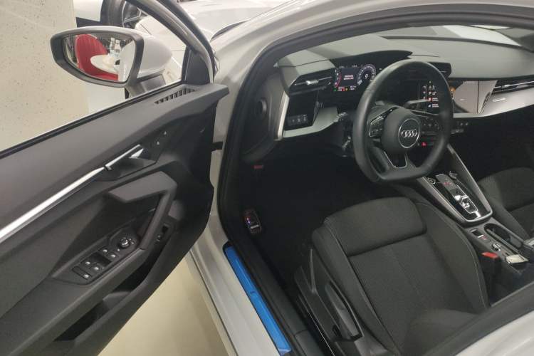 Used Audi A3 2024 Sportback 35 TFSI Advanced Sport Edition
