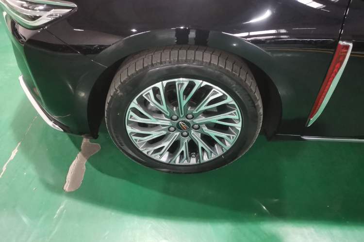 Used Hongqi H5 2023 2.0T Automatic Smart Connect Flagship Edition
