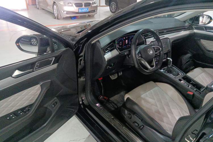 Used Volkswagen Magotan 2023 2 Million Units Limited-Edition 380TSI DSG Flagship Version
