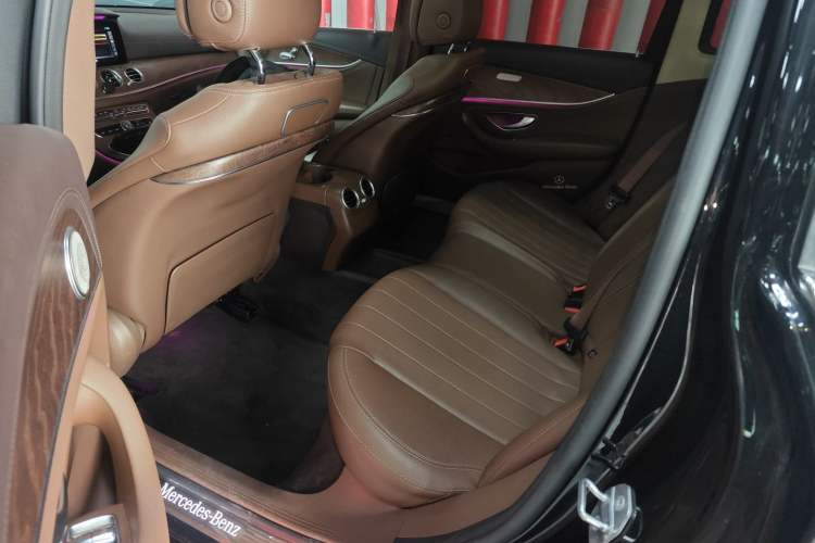 Used Mercedes-Benz E-Class 2019 E 200 L
