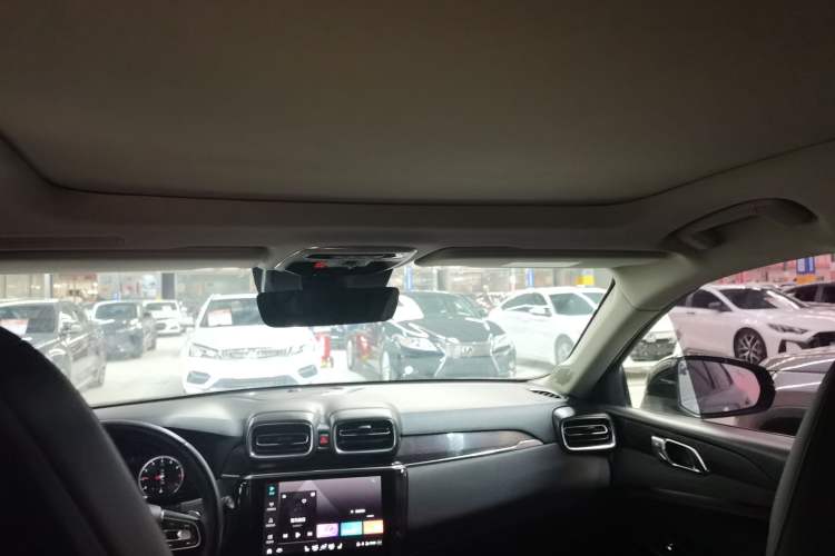 Used Lynk & Co 02 2018 1.5T DCT Two-Wheel Drive Pro Version China V Emission Standard