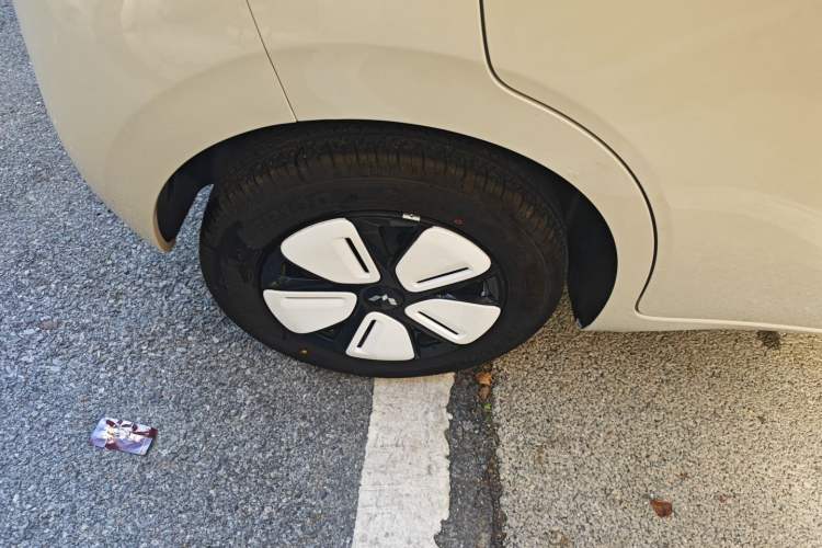 Used Wuling Hongguang MINIEV 2025 Four-Door Version Advanced Edition
